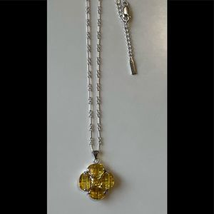 New Sterling Silver Chain with Crystal Flower Pendant Necklace